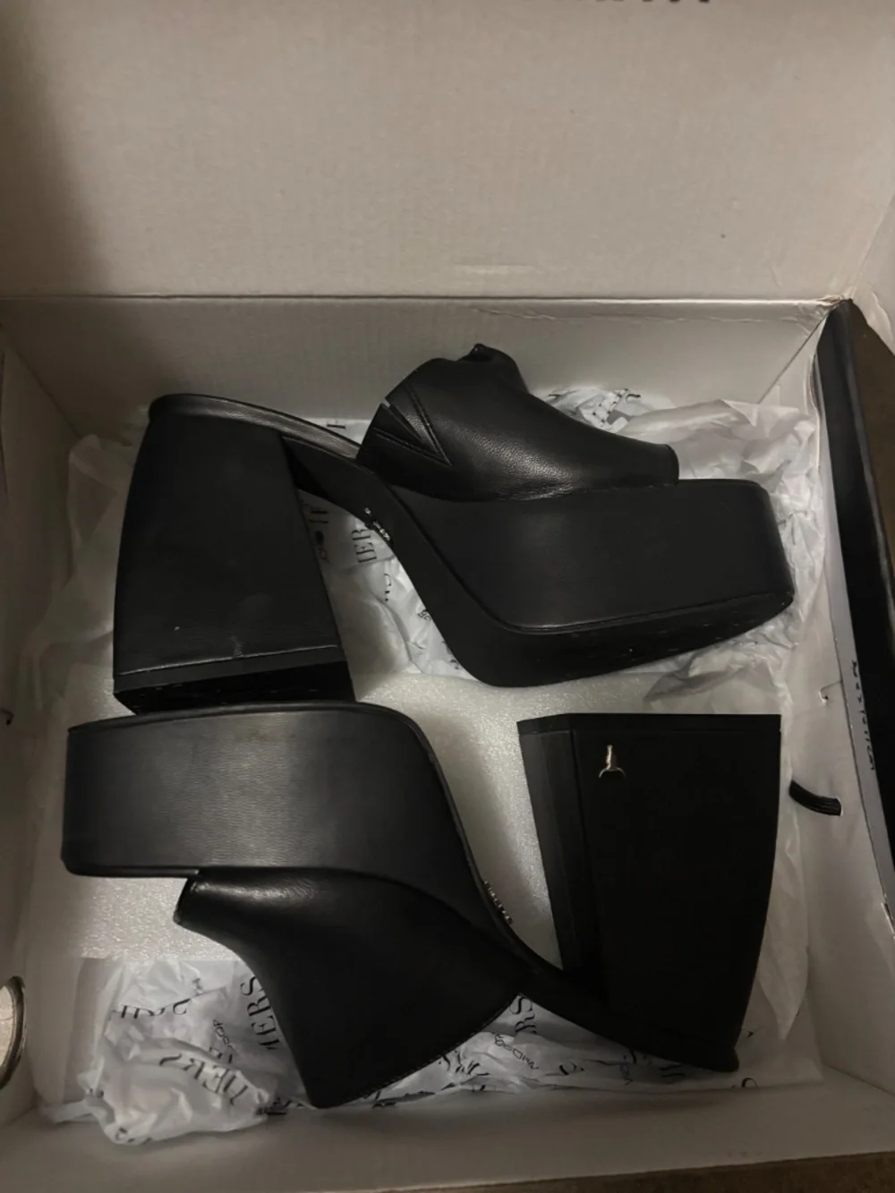 Windsor smith chunky heels